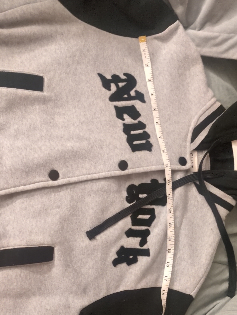 🖤 New York Varsity Jacket – Streetwear Essential 🖤 - Picture 6 of 7
